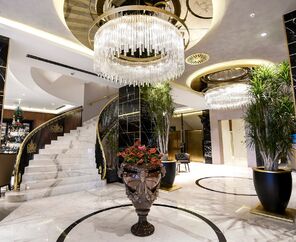 Rocks Hotel & Casino