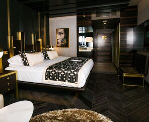 Rocks Hotel & Casino