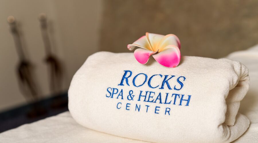 Rocks Hotel & Casino