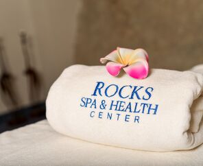 Rocks Hotel & Casino