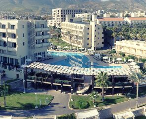 Vuni Palace Hotel & Casino