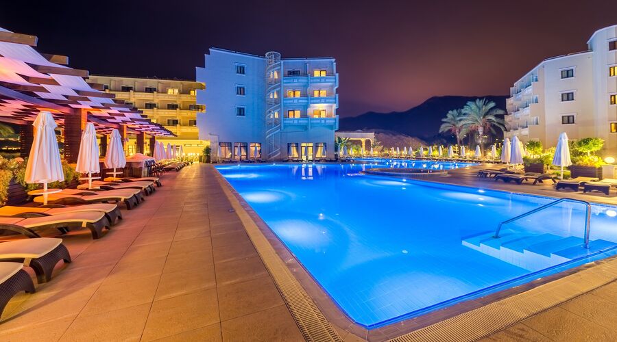 Vuni Palace Hotel & Casino