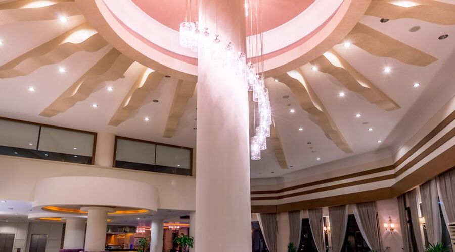 Vuni Palace Hotel & Casino