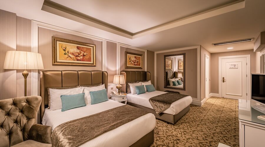 Vuni Palace Hotel & Casino
