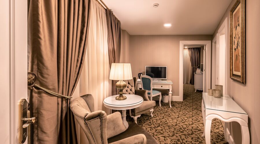 Vuni Palace Hotel & Casino