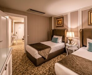 Vuni Palace Hotel & Casino