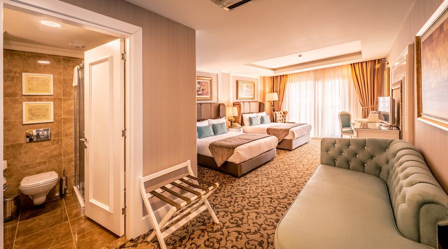 Vuni Palace Hotel & Casino