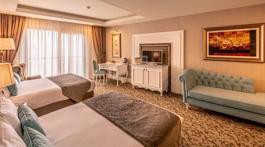 Vuni Palace Hotel & Casino