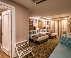 Vuni Palace Hotel & Casino