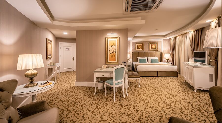 Vuni Palace Hotel & Casino