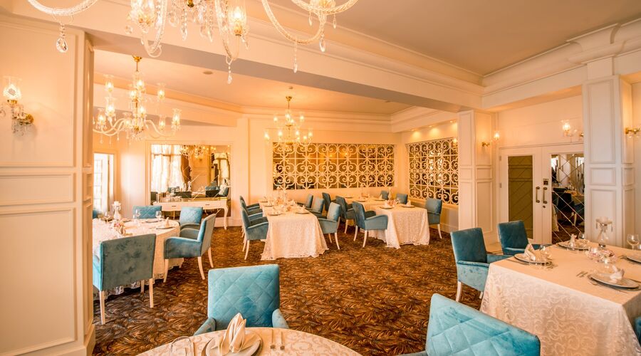 Vuni Palace Hotel & Casino