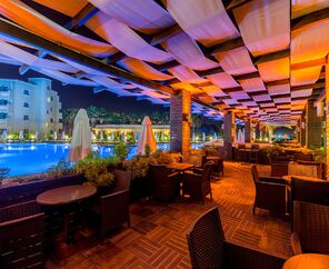 Vuni Palace Hotel & Casino