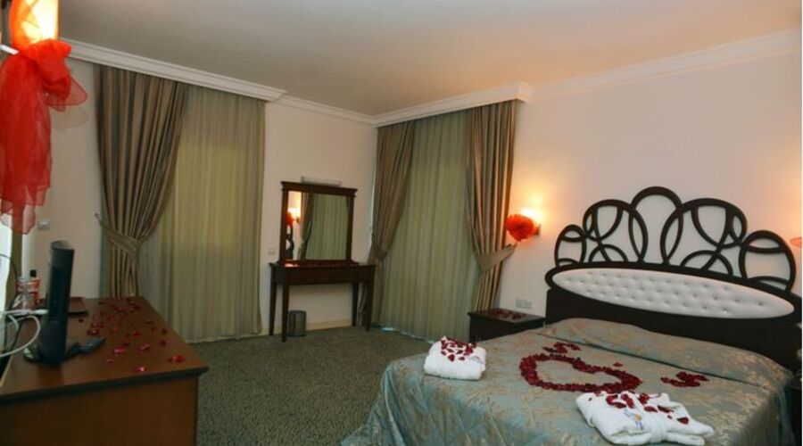 Büyük Anadolu Girne Hotel