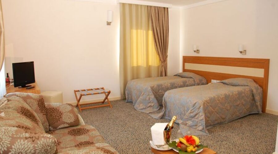 Büyük Anadolu Girne Hotel