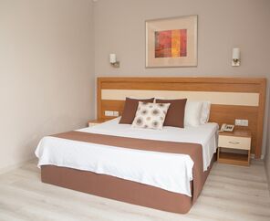 Büyük Anadolu Girne Hotel