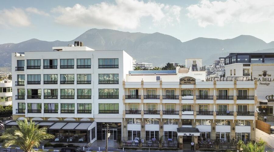 Pia Bella Hotel