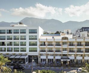 Pia Bella Hotel