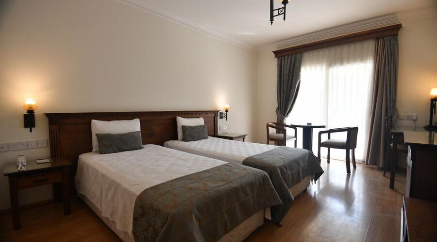 Pia Bella Hotel