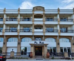 Pia Bella Hotel
