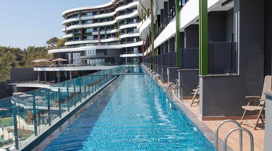 Mylome Luxury Hotel & Resort