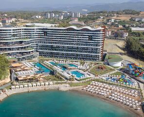 Mylome Luxury Hotel & Resort