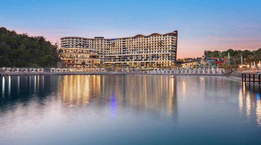 Mylome Luxury Hotel & Resort