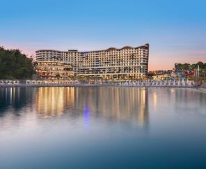 Mylome Luxury Hotel & Resort