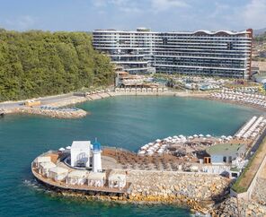 Mylome Luxury Hotel & Resort