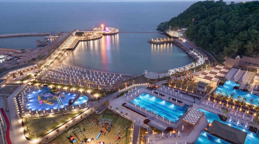 Mylome Luxury Hotel & Resort