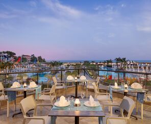 Mylome Luxury Hotel & Resort