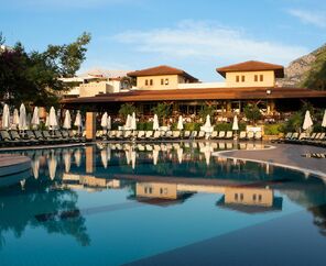 Crystal Aura Beach Resort & Spa