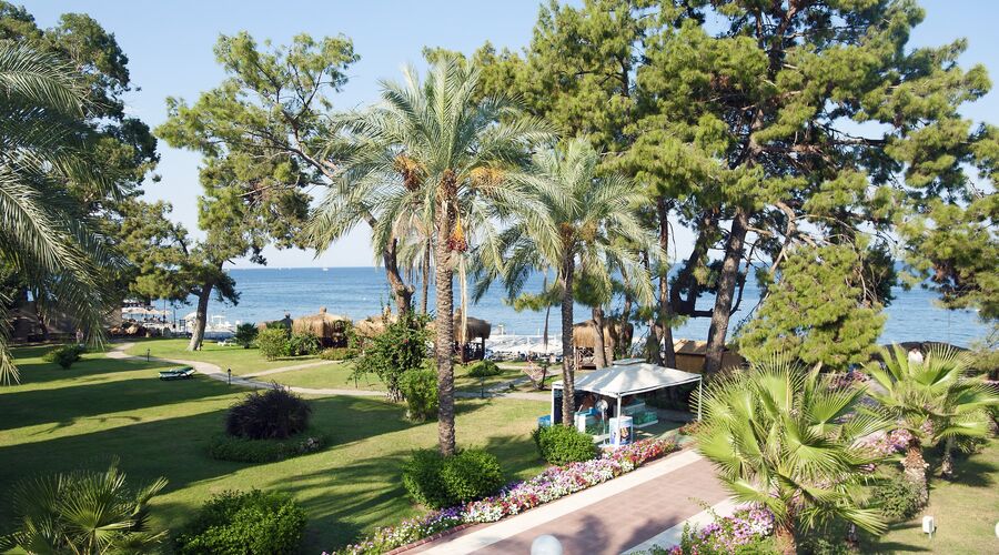 Crystal Aura Beach Resort & Spa