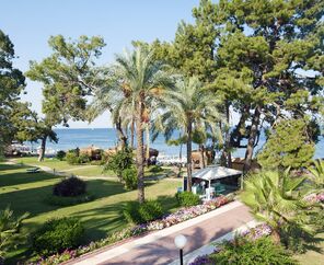 Crystal Aura Beach Resort & Spa