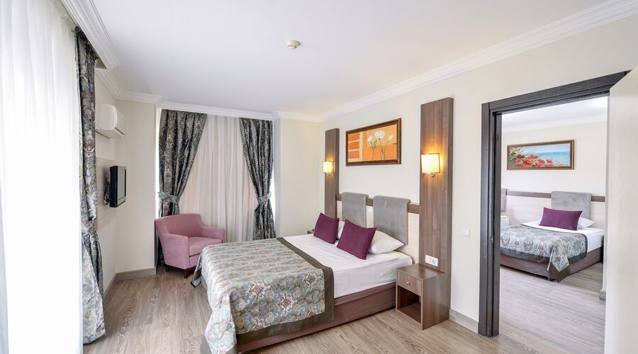 Crystal Aura Beach Resort & Spa