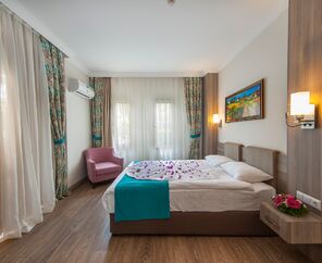 Crystal Aura Beach Resort & Spa