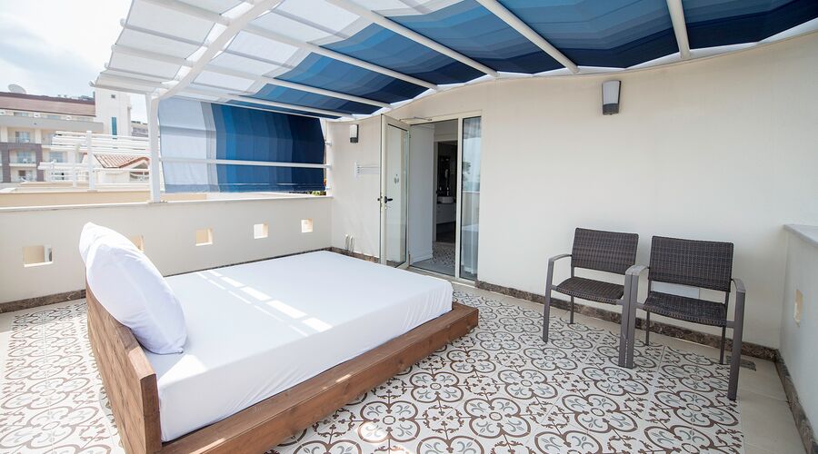 Crystal Aura Beach Resort & Spa