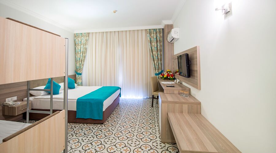 Crystal Aura Beach Resort & Spa