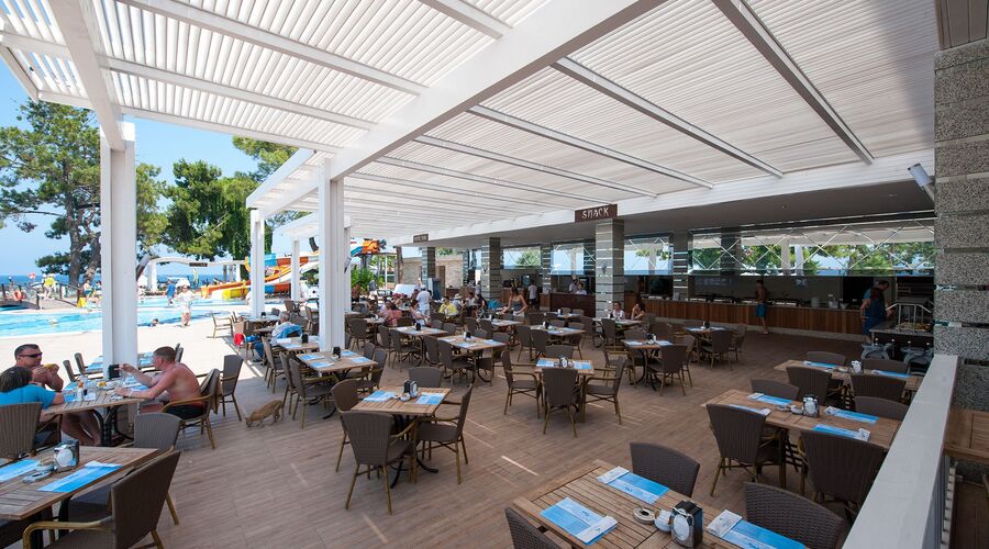 Crystal Aura Beach Resort & Spa