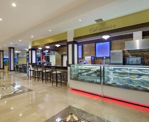 Crystal Aura Beach Resort & Spa