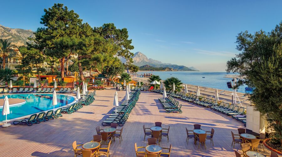 Crystal Aura Beach Resort & Spa