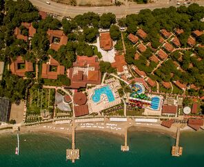 Crystal Flora Beach Resort
