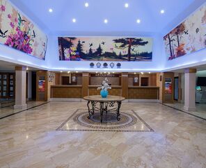Crystal Flora Beach Resort