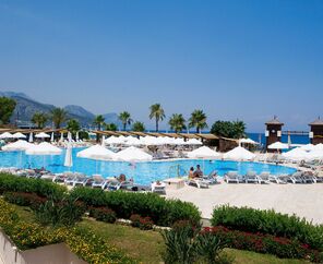 Crystal Flora Beach Resort