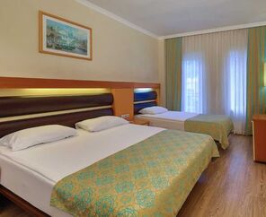 Crystal Flora Beach Resort