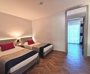 Crystal Flora Beach Resort