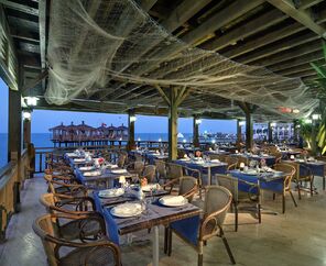 Crystal Flora Beach Resort