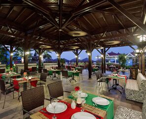Crystal Flora Beach Resort