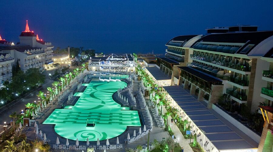 Crystal Waterworld Resort Spa