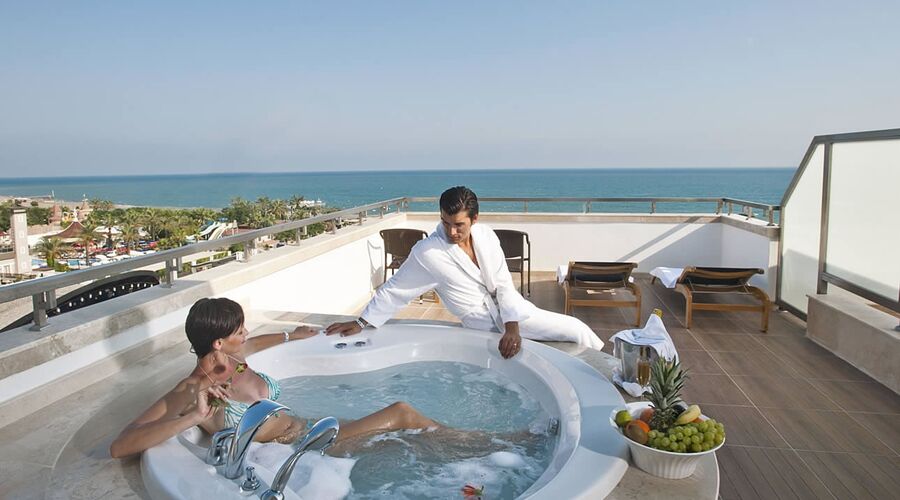 Crystal Waterworld Resort Spa