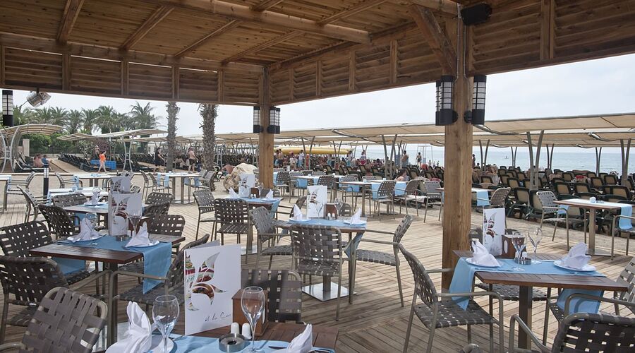 Crystal Waterworld Resort Spa